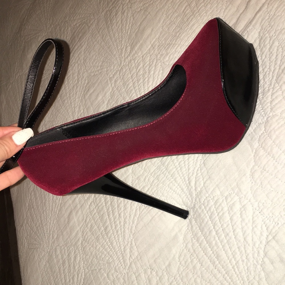 Burgundy/black suede heels
